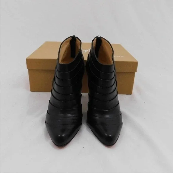 Christian Louboutin Orniron 100 Seta Calfskin Ankle Booties - Picture 4 of 11